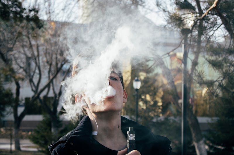 LOST MARY VIZ 震撼發表：首創 360° 環繞透明油倉與超大顯示螢幕